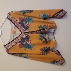 Flying tomato size medium cropped blouse